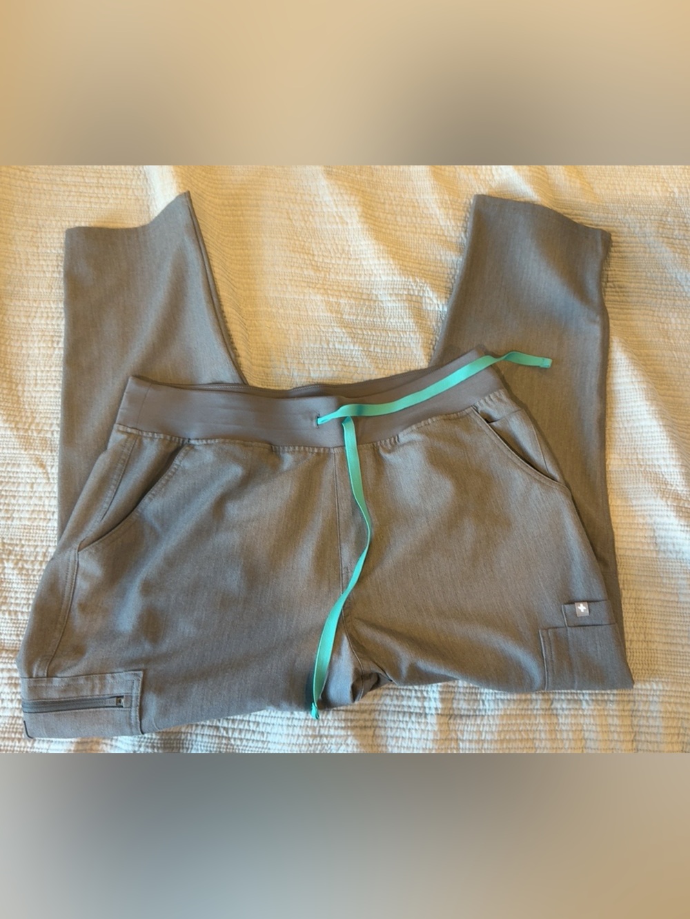 FIGS Technical Collection Gray Slim Scrub Pants XL Petite